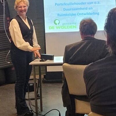 Wethouder-Gerrie-Hempen-open-postcoderoos